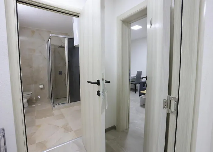 Hotel apartamentowy Ivan's Paraćin